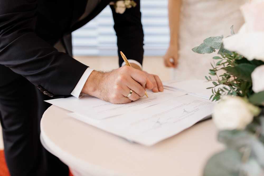 כל מה שצריך לדעת על נישואים אזרחיים בכללי ובקפריסין בפרט
